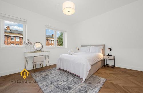 Chiswick Riverside Apartment | Apt1 Exclusive 1bedroom Flat - Chiswick Business Park!