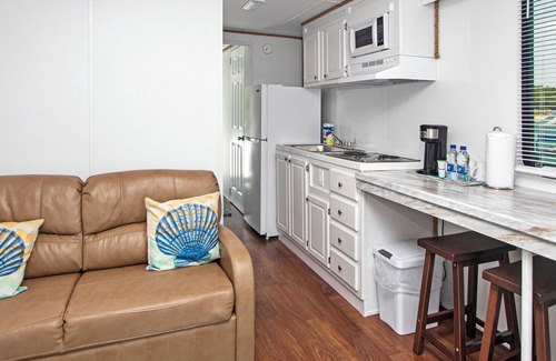 Stocking Island Boat Rental | Aqua Village Resort