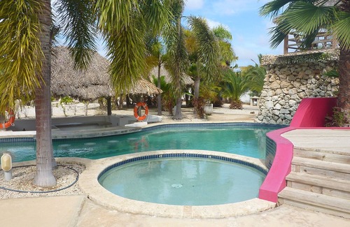 Waterlands Village Cottage | Aquavilla - Luxurious 3 Bed Waterfront Villa In Private Gated Vacation Resort