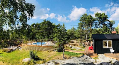 Varmdo House | Archipelago-house with pool, boat and bikes
