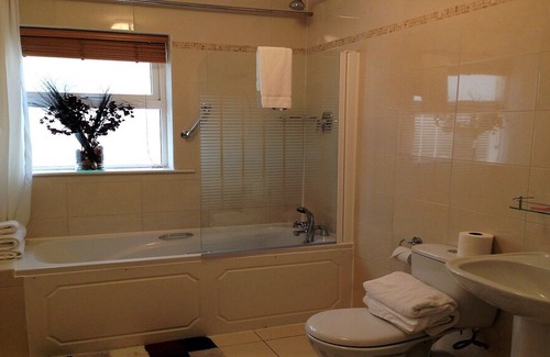 Pairc Na Gloine House | Ardmullen 3 bedroom rose cottage a home from home on you trip to southwest Ireland