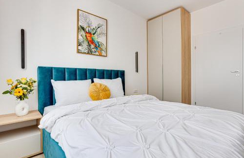 Arad Apartment | ARI Sunshine & Tiffany - Elegant Apartments with Balcony & Free Parking