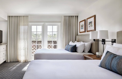 Phoenix Resort | Arizona Grand Resort & Spa