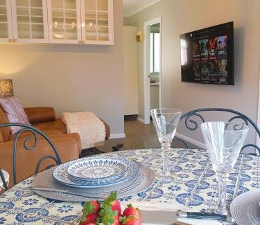 Armidale Apartment | Armidale Cottage on Taylor unit 4