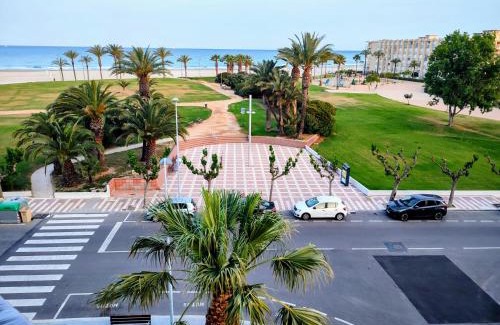 La Pineda Apartment | Arrecife Beach