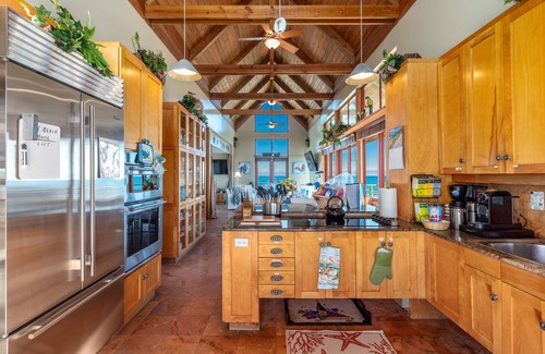 Stuart House | Art on the Beach: Ocean-to-river house, ON beach. Pool, Hot Tub, Elevator, Dock