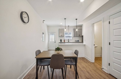 Clarksville Apartment | Arte Luxury townhomes F6 I Comfy 2 Bed 2.5 Bath