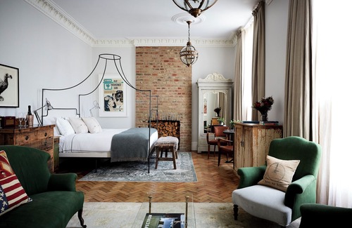 Warwick Hotel | Artist Residence London