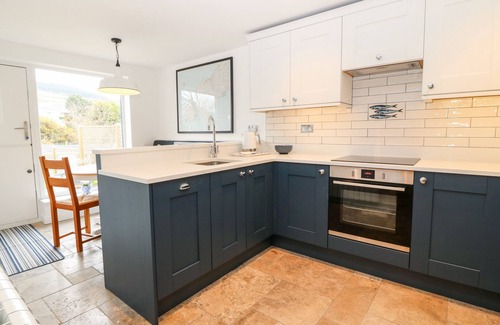 Nefyn Cottage | ARWEL, pet friendly, character holiday cottage in Nefyn