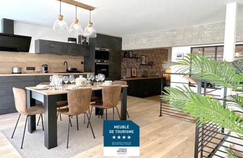Le Puy-en-Velay Apartment | Atelier Louis & Cie - Appartement classé 4 étoiles - 5 à 6 pers