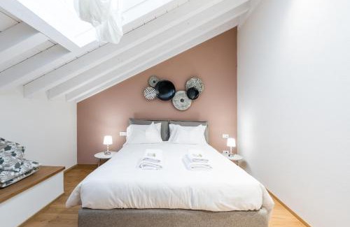 Genoa Historical Centre Apartment | Attico di Lusso 5 Stelle con terrazzo San Giorgio