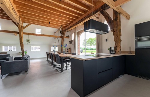 Municipality of Oude IJsselstreek House | Attractive holiday home in Voorst with garden