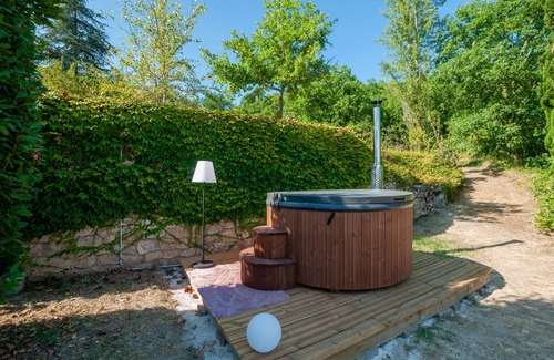 Vianne House | Au Bonheur Caché - Five Bedroom House, Sleeps 15