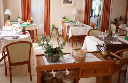 Montricher Hotel | Auberge Aux Deux Sapins
