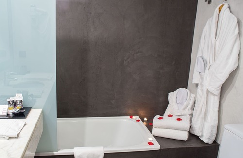 Vilanova del Valles Hotel | Augusta Barcelona Vallés