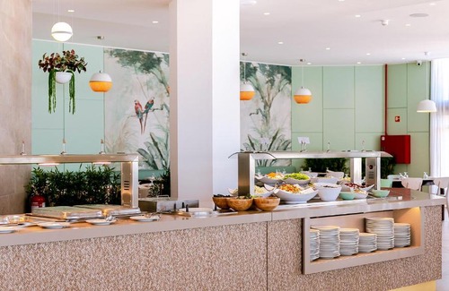 Areias de Sao Joao Hotel | Auramar Beach Resort