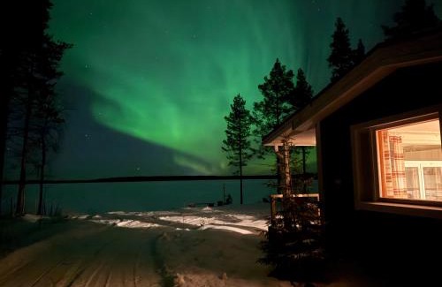 Rovaniemi Ski Chalet | Aurora Cottage Otsola - A Cozy Lakefront Wilderness Hideaway, Less Than an Hour from Rovaniemi