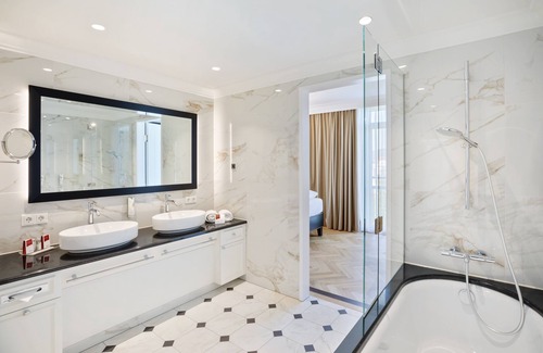Hietzing Hotel | Austria Trend Parkhotel Schönbrunn