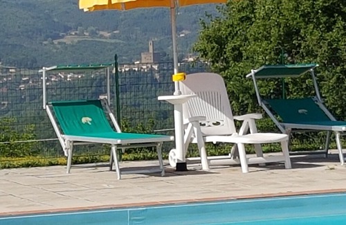 Poppi Apartment | Authentic farmhouse with pool, jacuzzi, playground, garden