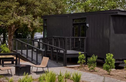 Mariposa Hotel | AutoCamp Yosemite