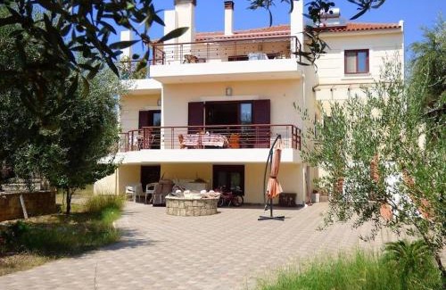 Avia House | Avia, house with privillaged view, 100 meters from the sea