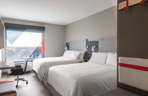 Lake Delton Hotel | avid Hotel Wisconsin Dells – Lake Delton by IHG