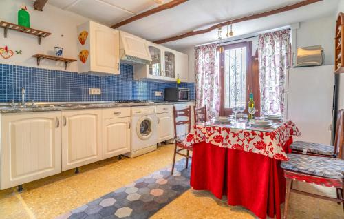 Alcala la Real House | Awesome Home In Alcala La Real