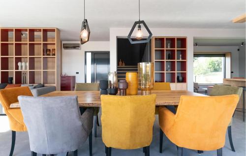 Vizinada House | Awesome Home In Bukori