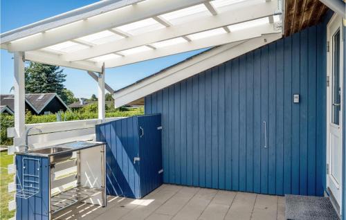 Pøt Strandby House | Awesome Home In Juelsminde With Kitchen