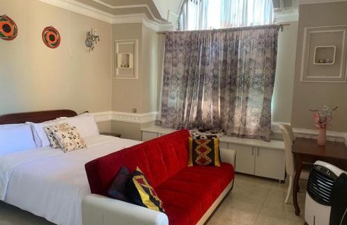 Lilongwe Bed & Breakfast | Ayonthoo!