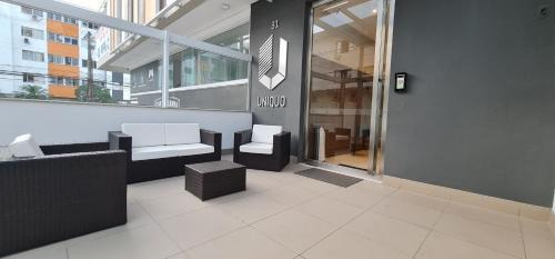 Carvoeira Apartment | AZZA Smart Stay