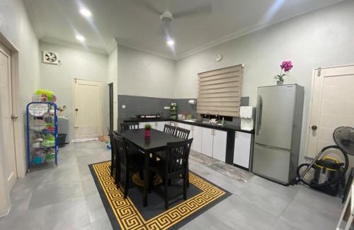Kampung Bukit Kenak House | Azzarlea Homestay Jerteh Terengganu