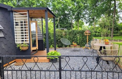 Hoogeveen Bed & Breakfast | B&B De SluisPod