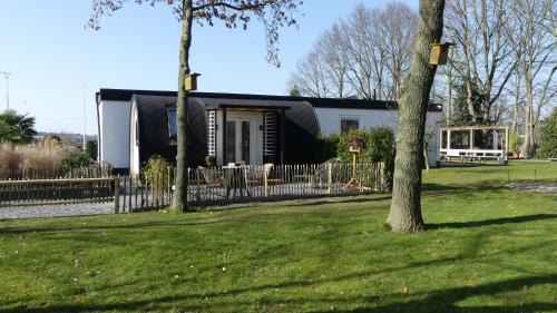 Hoogeveen Bed & Breakfast | B&B De SluisPod