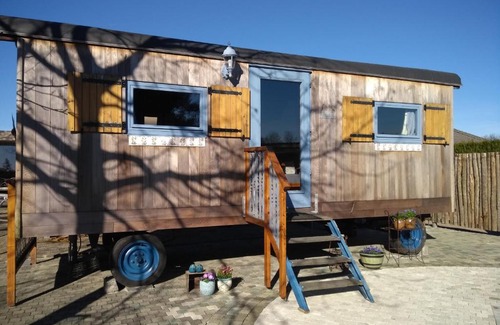 Lommel Bed & Breakfast | B&B Dream On Wheels