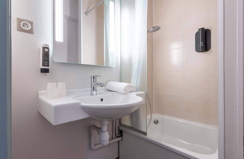 Bourges Hotel | B&B HOTEL Bourges (2)