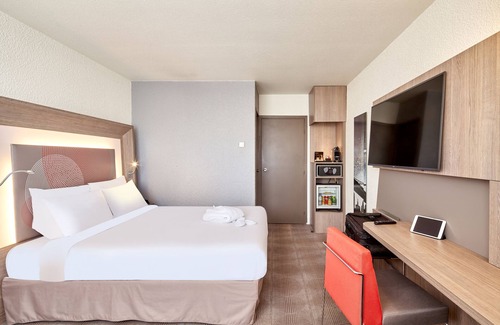 Cergy Hotel | B&B HOTEL Cergy Port