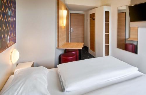 Kalbach-Riedberg Hotel | B&B Hotel Frankfurt-Nord