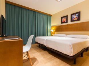 Viana Hotel | B&B HOTEL Logroño Las Cañas