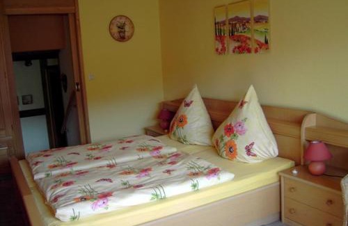 Kaimt House | B&B Pension Winzerhaus Zell-Mosel