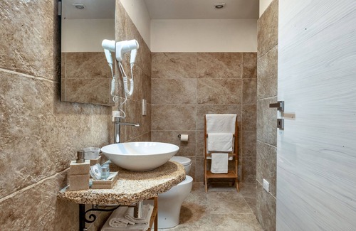 Marina District Bed & Breakfast | Baco B&B