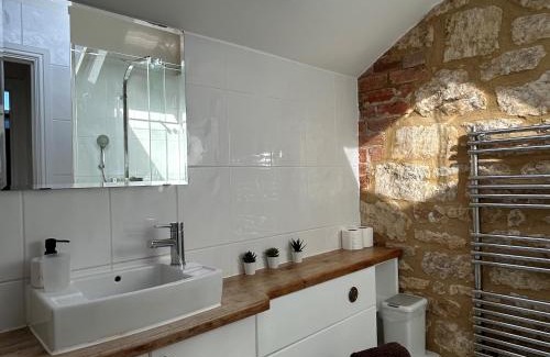 Towcester House | Badgers Sett at Tove Valley Cottages