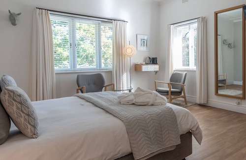 Robertson House | Ballinderry - The Robertson Guest House