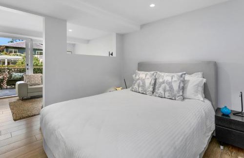 Mosman Apartment | Balmoral Cabana - large terrace & 150m to beach