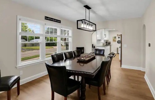 Southeast Omaha House | Bancroft House-Spacious, just remodeled & updated! New appliances, arcade games!