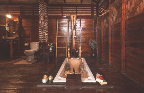 Nuea Khlong Hotel | Banyan Bay Villas