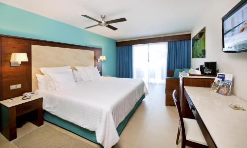 Playa Bibijagua Resort | Barceló Bávaro Palace All Inclusive
