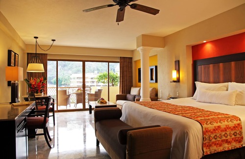 South Shore Hotel Area Resort | Barceló Puerto Vallarta - All Inclusive