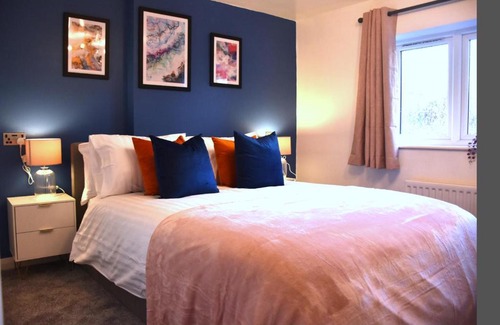 City Centre House | Bard's Nest Scholars Cottage, Central Stratford, 5 mins walk to RSC