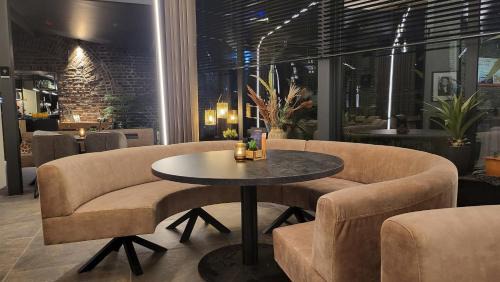 Kessel Hotel | Baron Frits